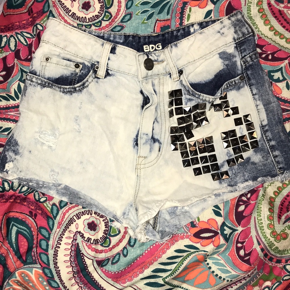 Distressed high waisted studded jean shorts